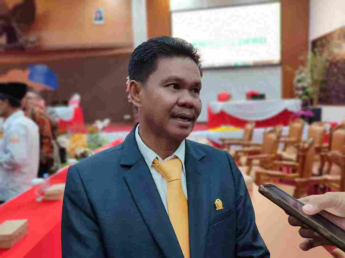Sekretaris Komisi I DPRD Berau, Frans Lewi