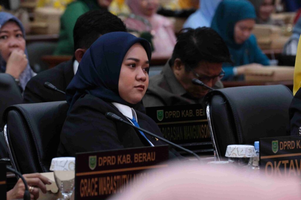 Anggota DPRD Berau, Oktavia.